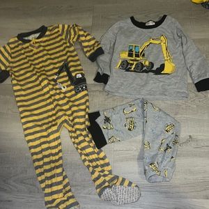 Construction pajamas 2t 2count set